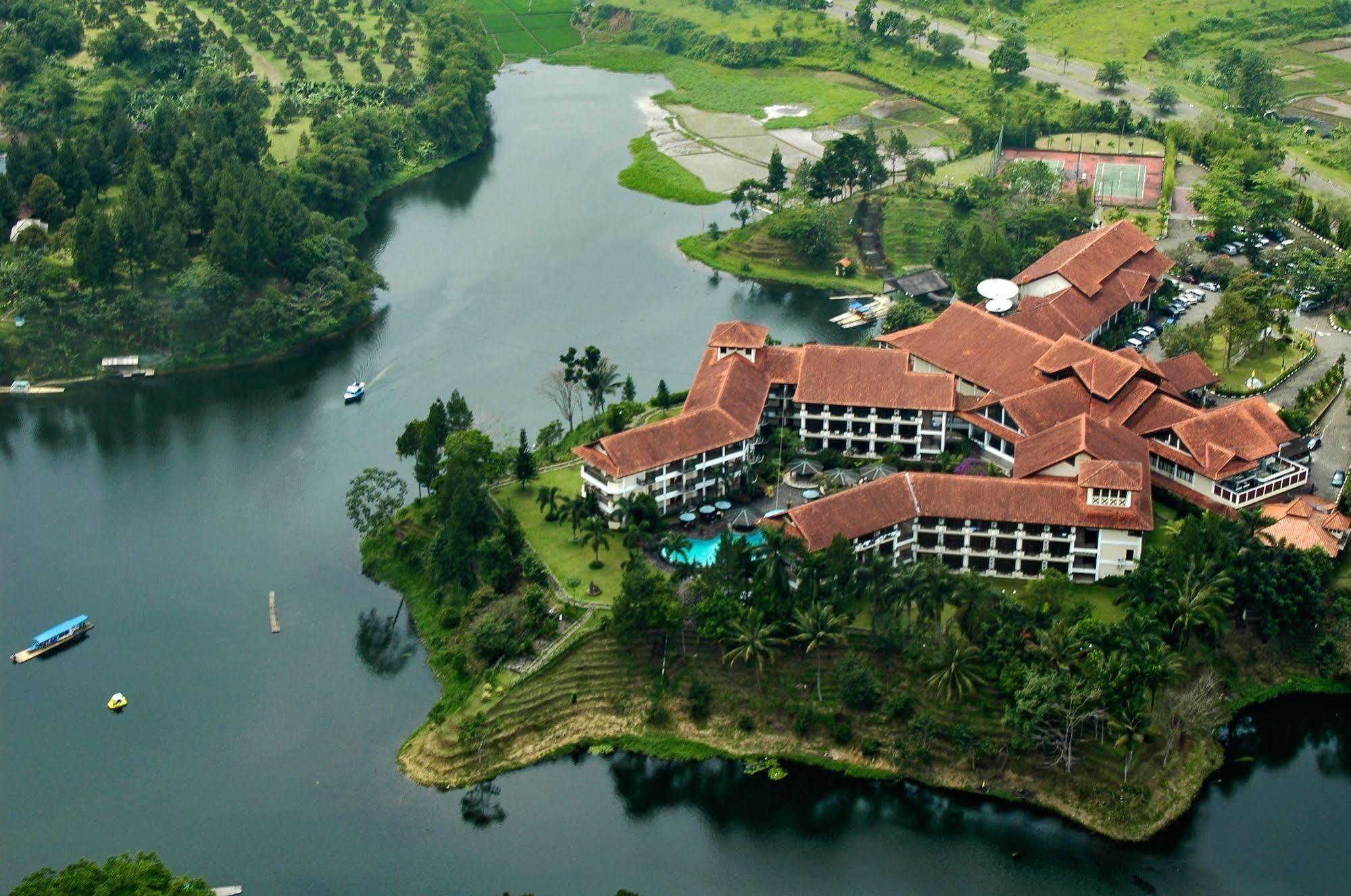 Lido Lake Resort by MNC Hotel Bogor Eksteriør bilde